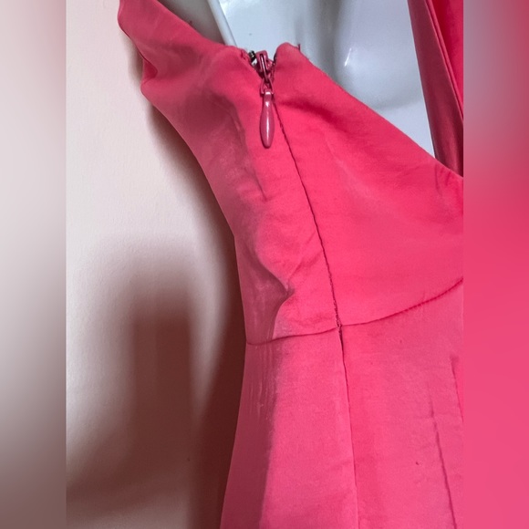 Hankerchief Halter Dress - Picture 2 of 6